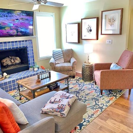 The Comforts' Inn: Mountain Escape Mountainaire 外观 照片