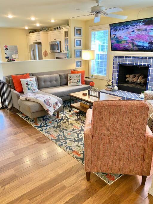 The Comforts' Inn: Mountain Escape Mountainaire 外观 照片